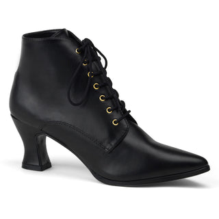 Lady of Ravenscourt boots