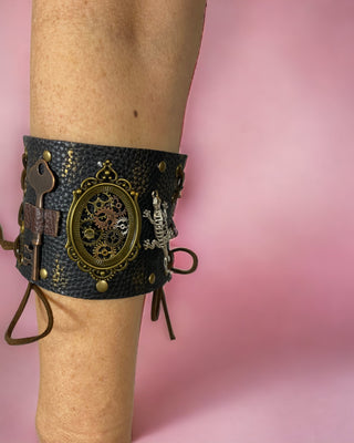 Time Traveller Arm Sleeve