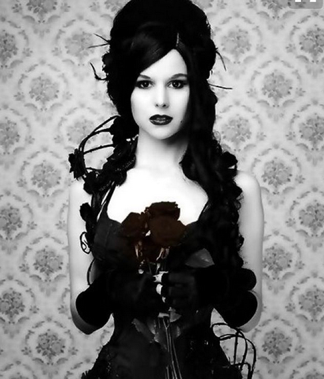Gothic Valentine’s Day Gifts for Her
