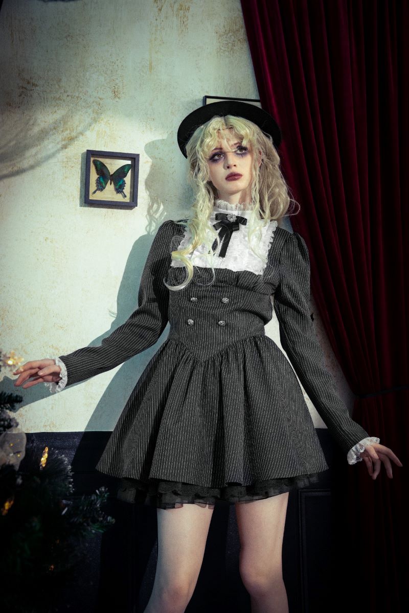 Gothic Lolita Dark Academia Pinafore Dress with Lace Bib & White Collar - Dark in Love DW1031 OtherWorld Fashion Gothic Lolita Dark Academia Pinafore Dress with Lace Bib & White Collar - Dark in Love DW1031 OtherWorld Fashion