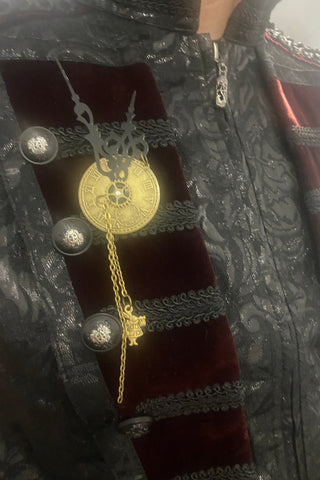 Steampunk clock brooch 1