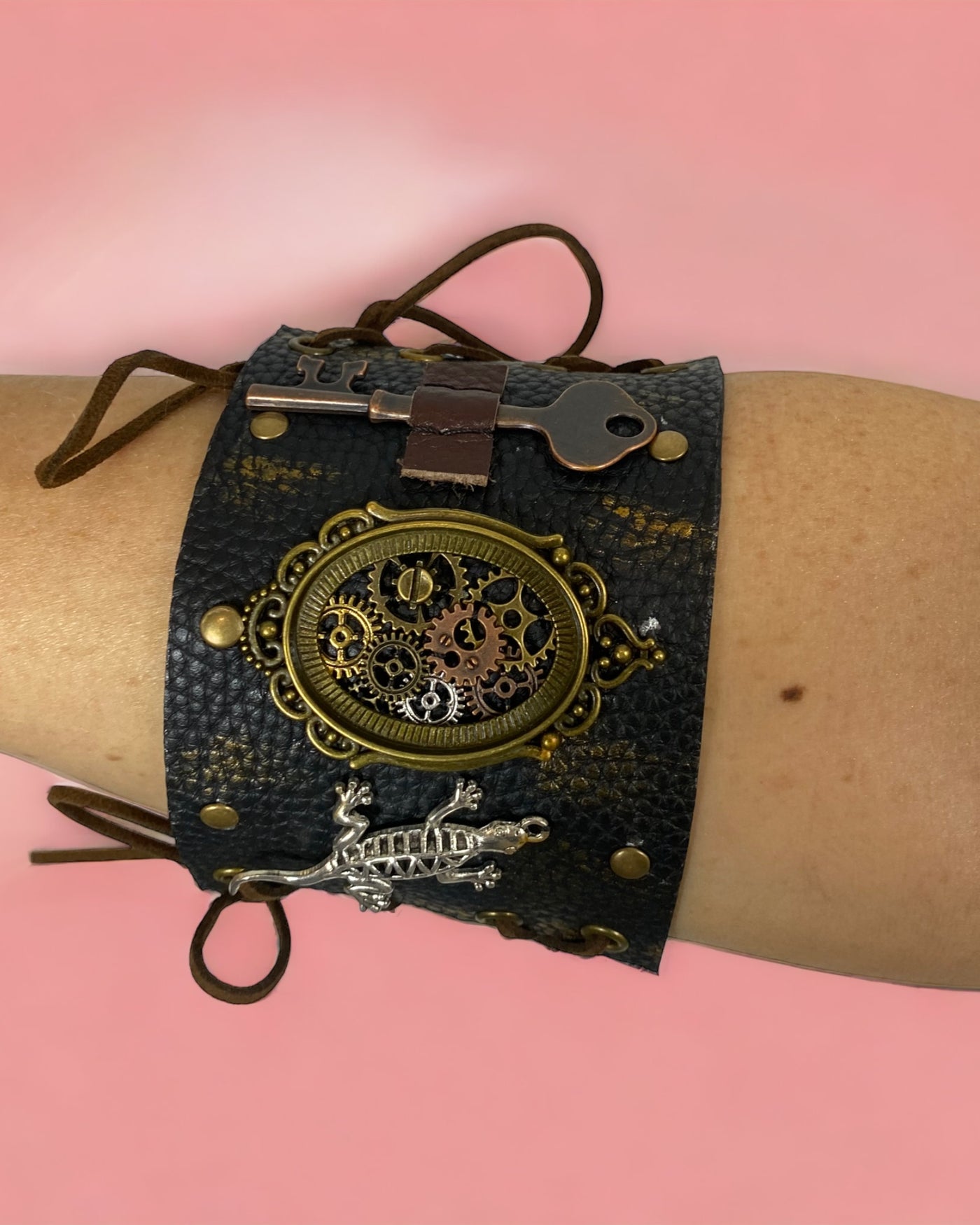 Time Traveller Arm Sleeve