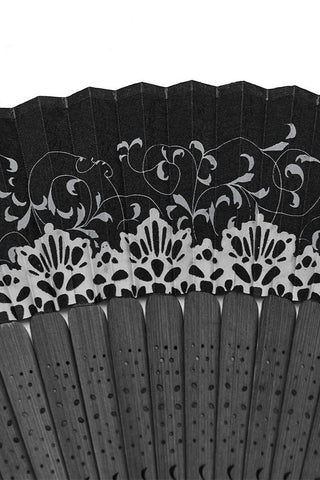 lace details on punk rave ws-774