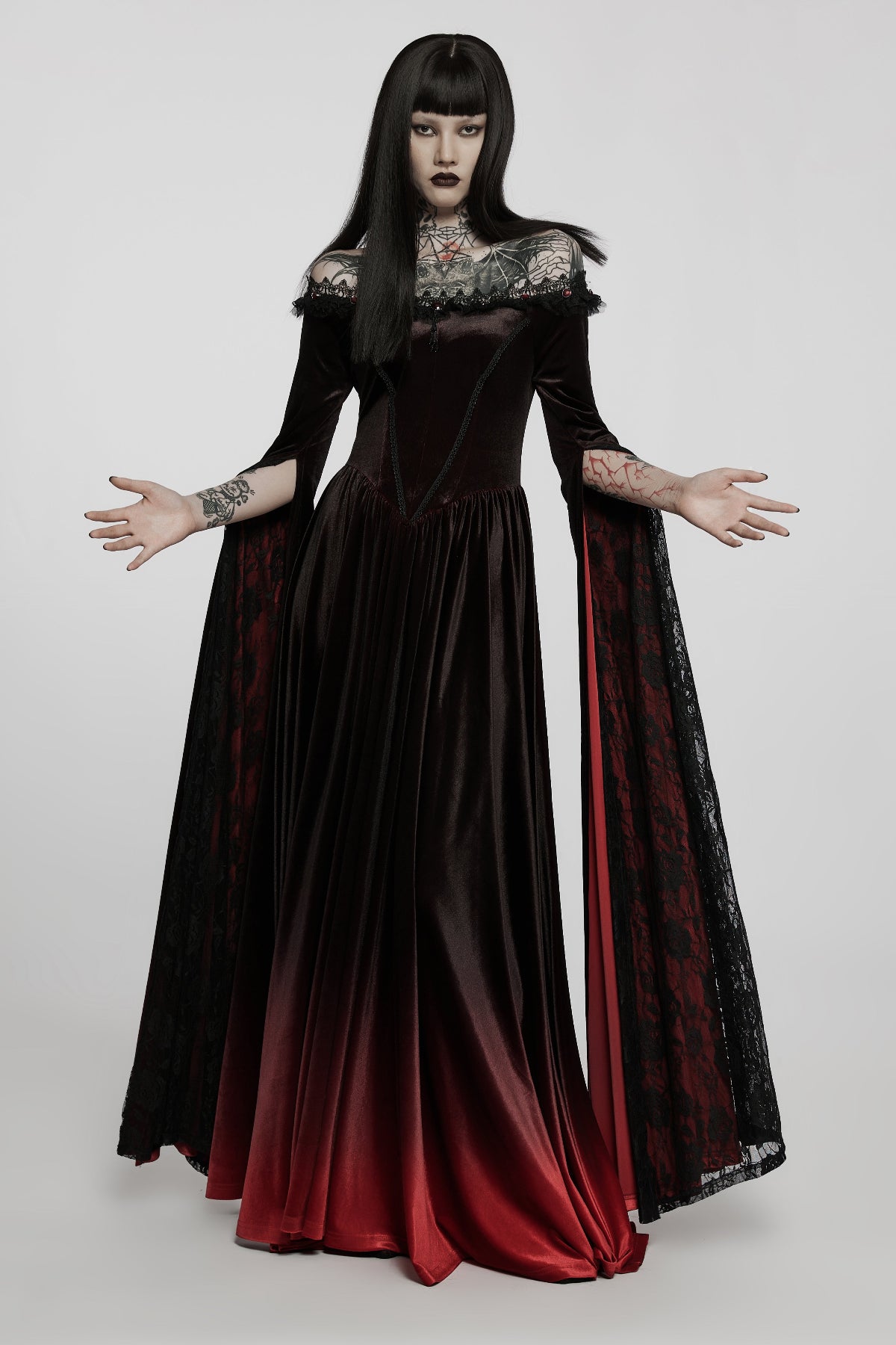 women's red and black sexy dress for a vampire coronation Victorian Gothic Vampire Masquerade Ball Black and Red Ball Gawn – OtherWorld Fashion