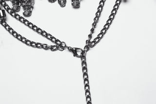 Close-up of the clasp and chain fastening on the Punk Rave WS-737 Gothic skull halo crown, showing dark metal links and lobster clasp detail against a white background