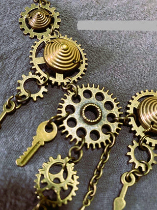 steampunk gear necklace 1
